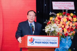 PGS. TS Bác sĩ Nguyễn Văn Cường phát biểu tại Lễ khai giảng Trường Cao đẳng Y khoa Phạm Ngọc Thạch