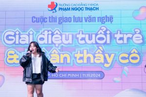 Nếu như anh đến được thể hiện bởi Nguyễn Ngọc Diễm Quỳnh lớp Dược 15.3.1