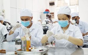 Quyền lợi của người lao động làm nghề độc hại, nguy hiểm ngành y tế