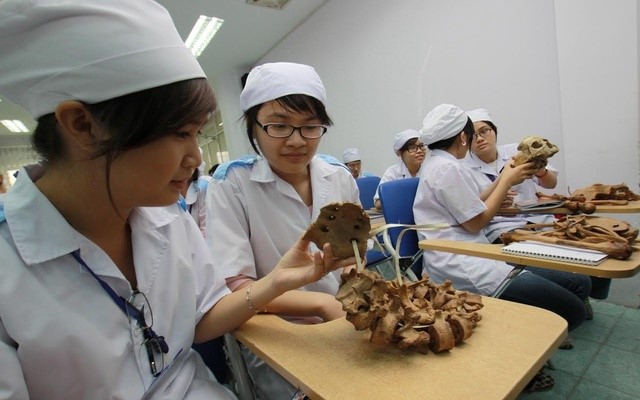 Học phí trường Cao đẳng Y Khoa Phạm Ngọc Thạch hợp lý
