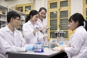 Những đối tượng được miễn học phí khi học ngành Dược