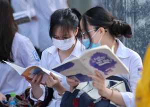 Với 23 điểm khối C03 nên chọn trường nào là an toàn nhất?