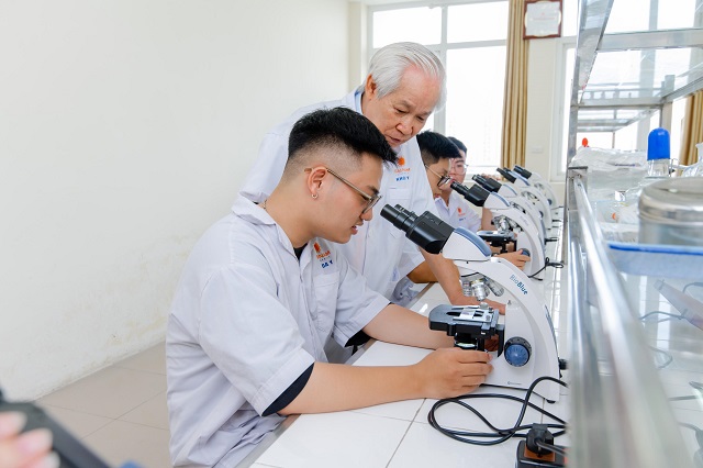 Làm sao để học tốt ngành Y?