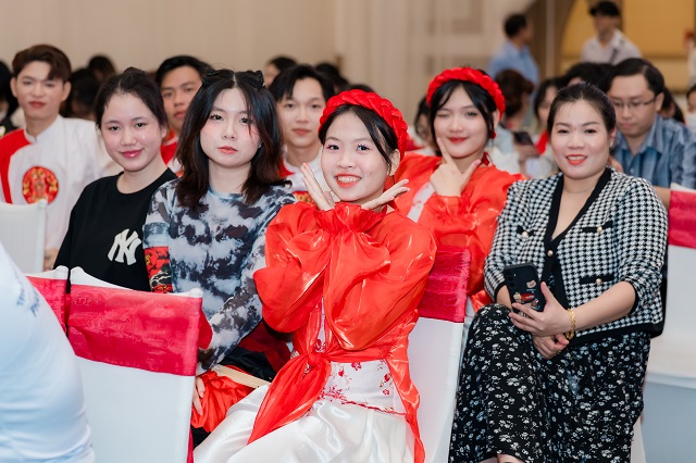 Những cô học trò đa tài và xinh xắn