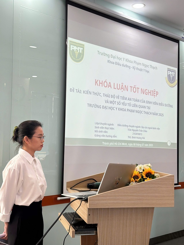 Khóa luận tốt nghiệp ngành Điều dưỡng của sinh viên Trần Nguyễn Trân Châu do giảng viên - ThS. Đinh Hoàng Hải hướng dẫn Khóa luận tốt nghiệp ngành Điều dưỡng của sinh viên Trần Nguyễn Trân Châu do giảng viên - ThS. Đinh Hoàng Hải hướng dẫn