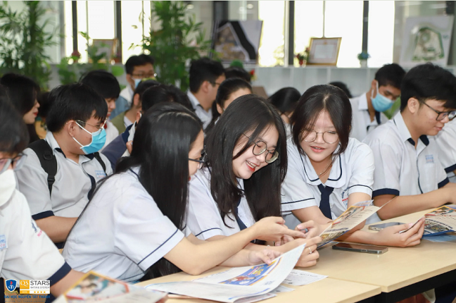 Các thí sinh tìm hiểu về số môn thi tốt nghiệp THPT 2026 Các thí sinh tìm hiểu về số môn thi tốt nghiệp THPT 2026