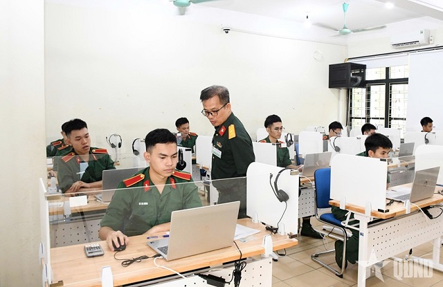 Đối tượng và điều kiện dự thi đánh giá năng lực Quân đội QDA